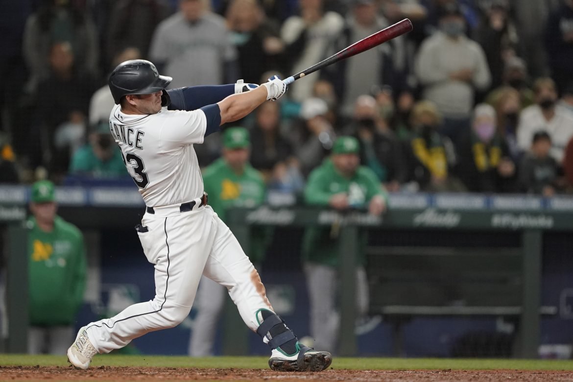 Athletics_Mariners_Baseball_26497