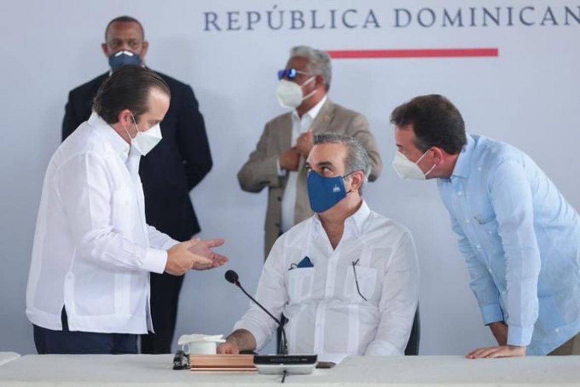 gobierno-prepara-reforma-fiscal-abinader-lo-socializara-con-lideres-politicos-y-sociales