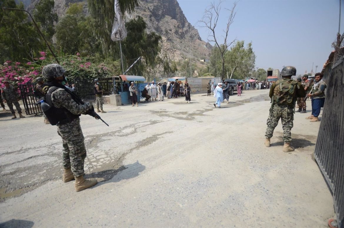 Pakistán.- El Ejército de Pakistán mata a doce presuntos miembros de los talibán paquistaníes